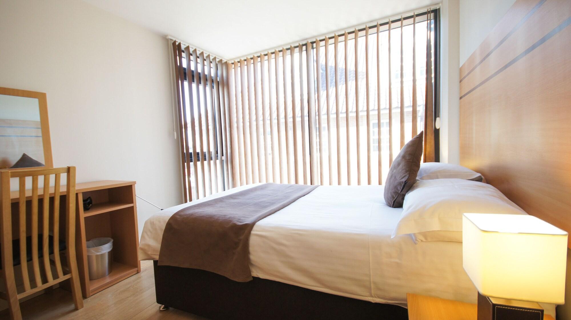 Crompton House Apartments Edgware Buitenkant foto