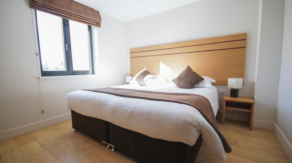 Crompton House Apartments Edgware Buitenkant foto